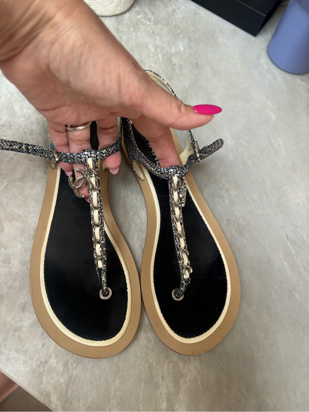 Chanel sz 39.5 thong flip flop sandals flats